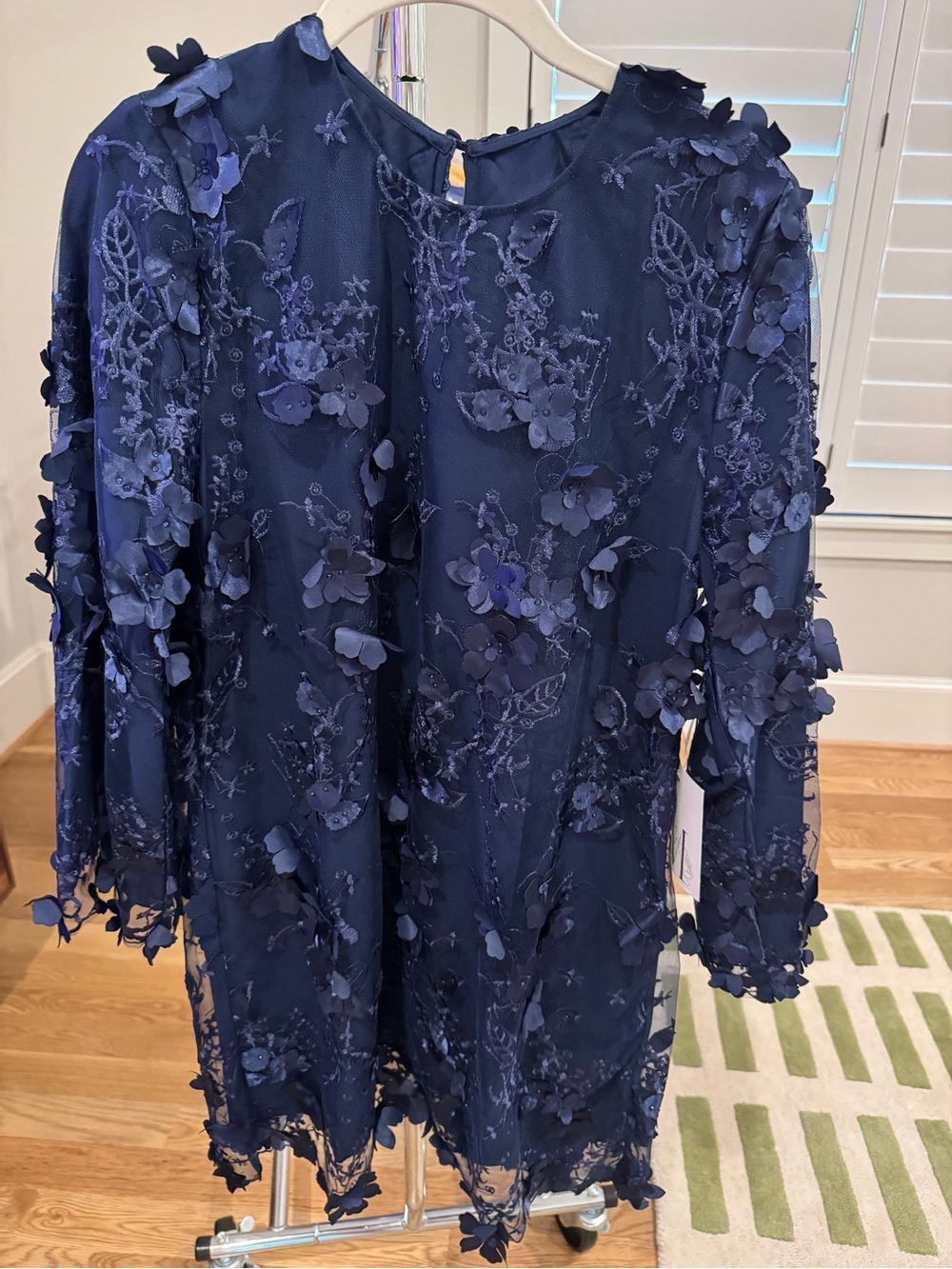 Navy 3D Floral Mini Dress - Elegant Evening Style Mestiza New York size S NWT